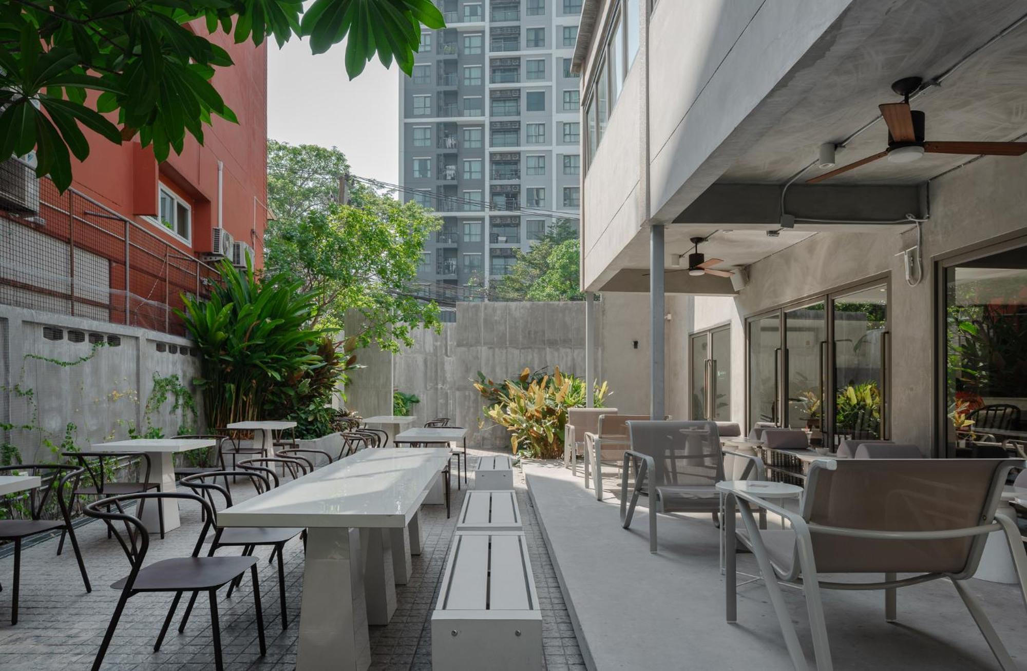 Nidhra Boutique Hotel Bangkok Sukhumvit Banguecoque Exterior foto